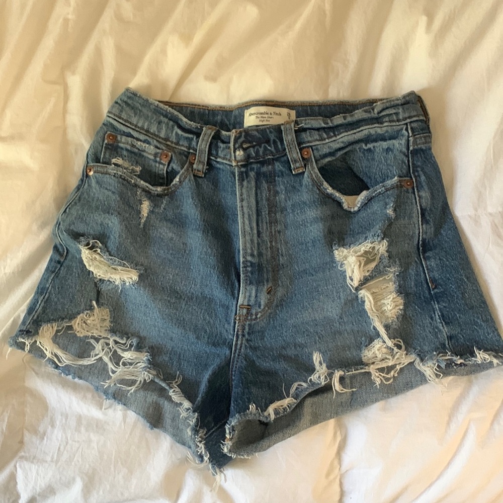 Abercrombie denim high rise mom short
